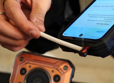 VIDEO: Telefon s kojim možete zapaliti vatru