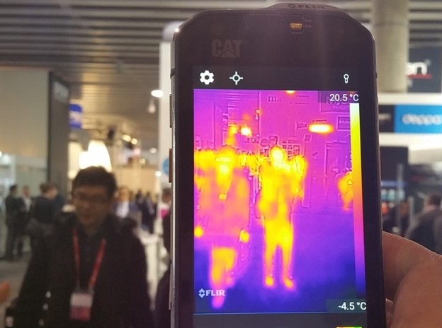 VIDEO: Telefon s termalnom kamerom u našim rukama