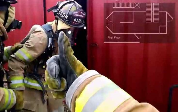 VIDEO: Vatrogasac radi Google Glass aplikaciju