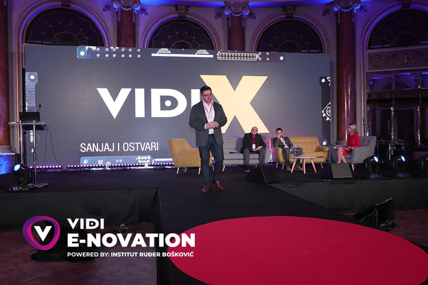 VIDI e-novation: Predstavljeno VIDI Project X mikroračunalo VIDI e-novation: Predstavljeno VIDI Project X mikroračunalo