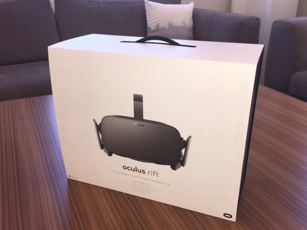 Započele isporuke Rift VR headseta Započele isporuke Rift VR headseta