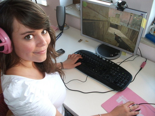 Žene više vole gaming nego seks Žene više vole gaming nego seks