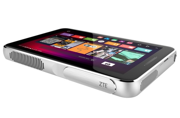 ZTE Spro Plus je tablet projektor ZTE Spro Plus je tablet projektor