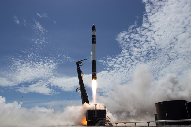 Electron prvi puta doveo satelite u orbitu Electron prvi puta doveo satelite u orbitu