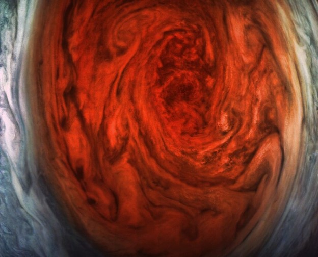 Fantastične slike najveće oluje u Sunčevom sustavu