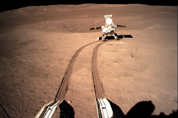 Kineski rover otkrio misteroizne minerale na Mjesecu Kineski rover otkrio misteroizne minerale na Mjesecu