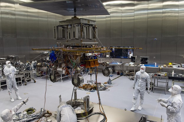 VIDEO: Europski rover za ExoMars misiju je dovršen VIDEO: Europski rover za ExoMars misiju je dovršen