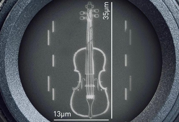 Fizičari su izradili najmanju violinu na svijetu Fizičari su izradili najmanju violinu na svijetu