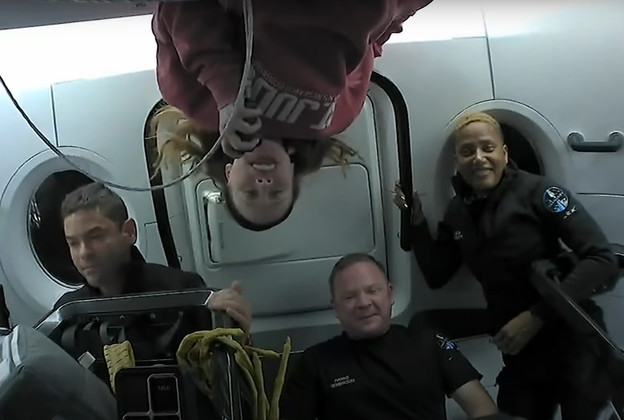 LIVE VIDEO: Inspiration4 splashdown LIVE VIDEO: Inspiration4 splashdown