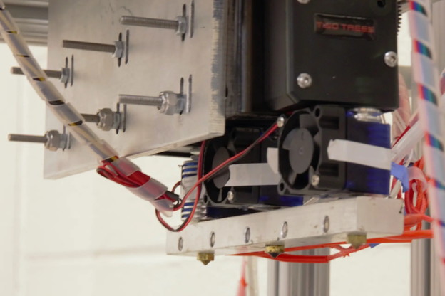 MF3 tehnologija s više mlaznica donosi revoluciju u 3D ispis MF3 tehnologija s više mlaznica donosi revoluciju u 3D ispis