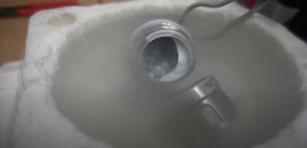 Nova vrsta leda s neobičnim svojstvima Nova vrsta leda s neobičnim svojstvima
