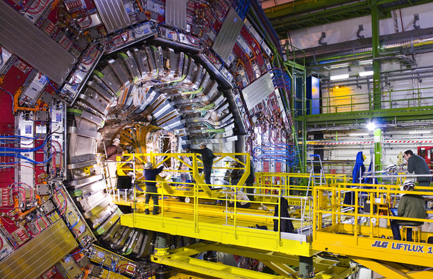 Novi rekord najvećeg akceleratora čestica