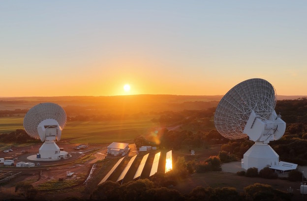 Praćenje satelita brzinom svjetlosti