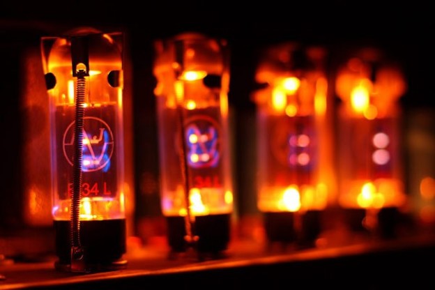 Vakuumske nano cijevi umjesto tranzistora
