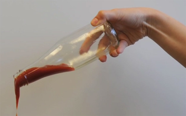 VIDEO: MIT-ev izum omogućuje istjecanje ketchupa poput vode VIDEO: MIT-ev izum omogućuje istjecanje ketchupa poput vode