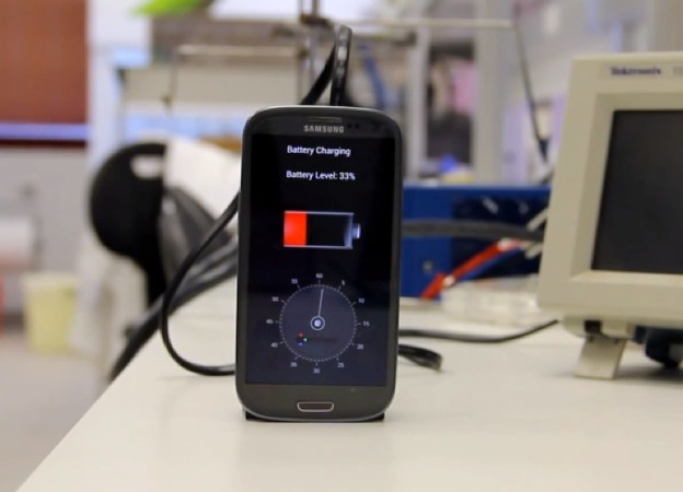 VIDEO: Nanotehnologija za punjenje mobitela za 30 sekundi VIDEO: Nanotehnologija za punjenje mobitela za 30 sekundi