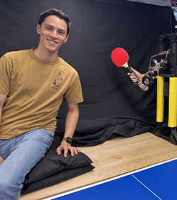 VIDEO: Ping pong robot vraća loptice jako i precizno