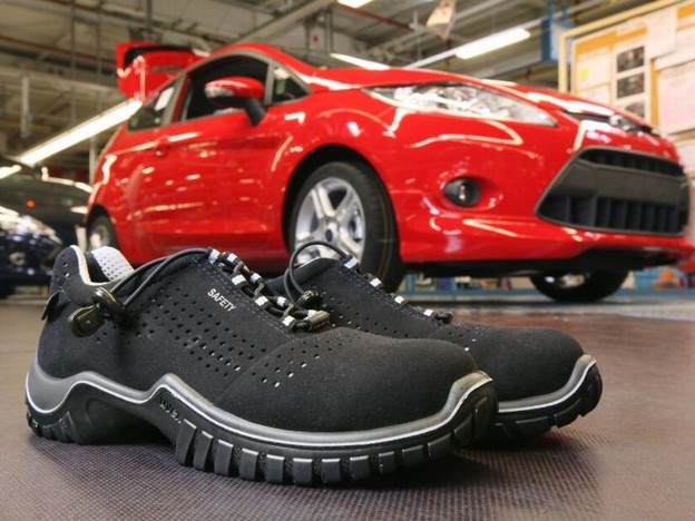 Ford kupio 18.400 pari cipela