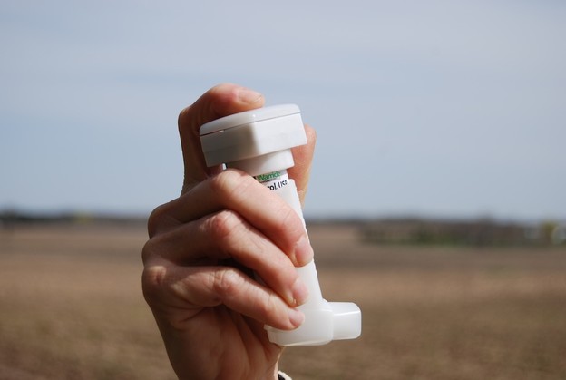 Inhaler za astmu s ugrađenim GPS-om i Wi-Fi-em Inhaler za astmu s ugrađenim GPS-om i Wi-Fi-em